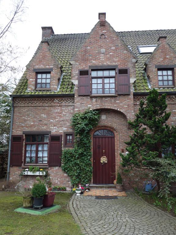 B&B 'T Nieuw Lijsternest Wezembeek-Oppem Kültér fotó
