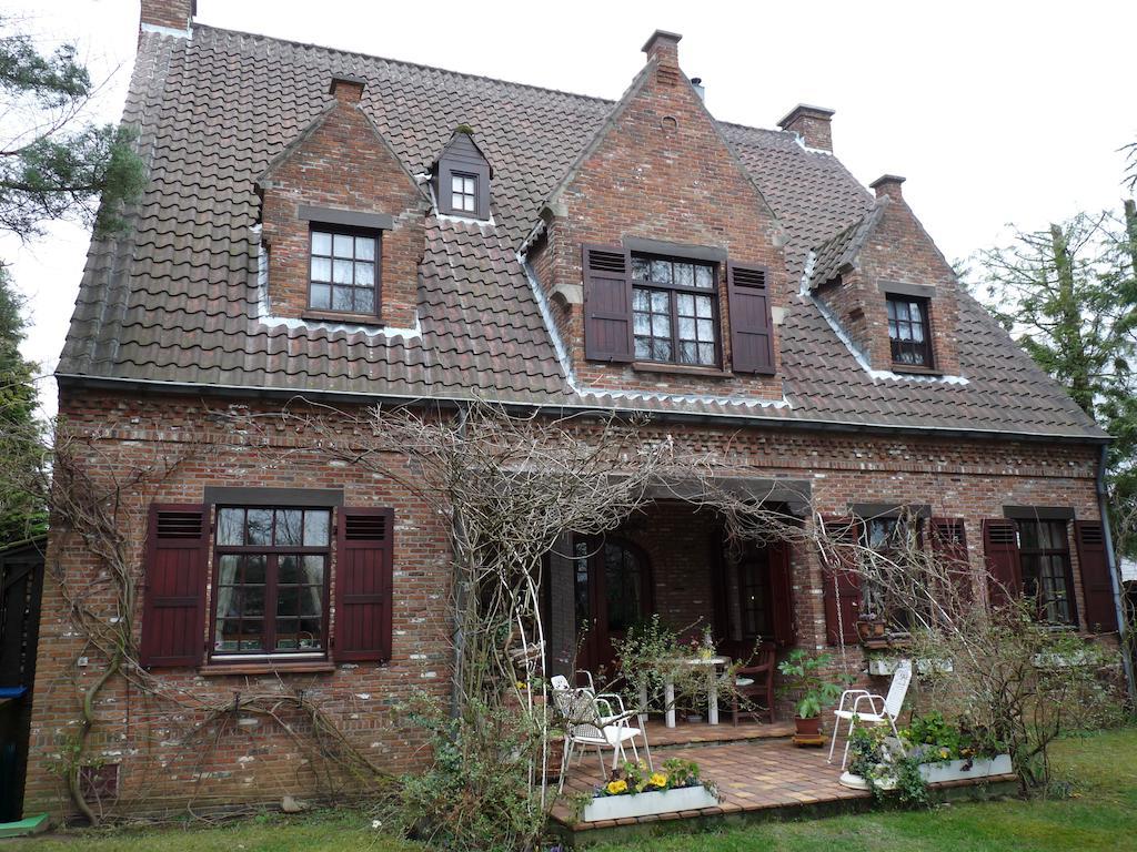 B&B 'T Nieuw Lijsternest Wezembeek-Oppem Kültér fotó